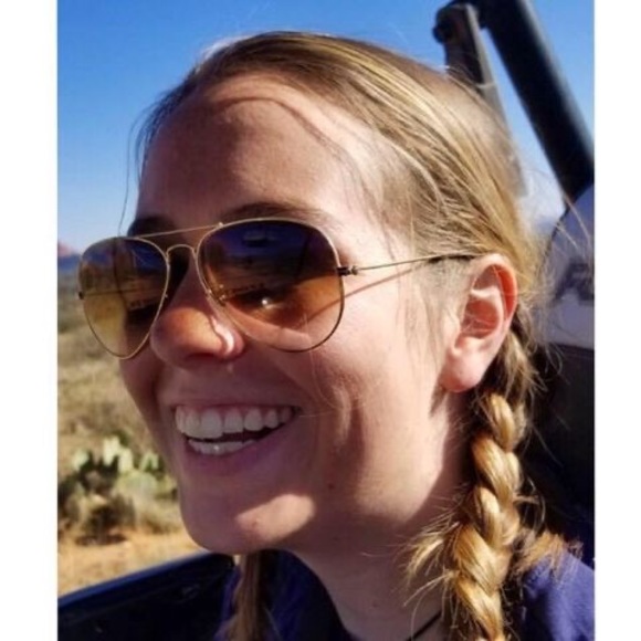 Meet your Posher, Ellie - Picture 1 of 1